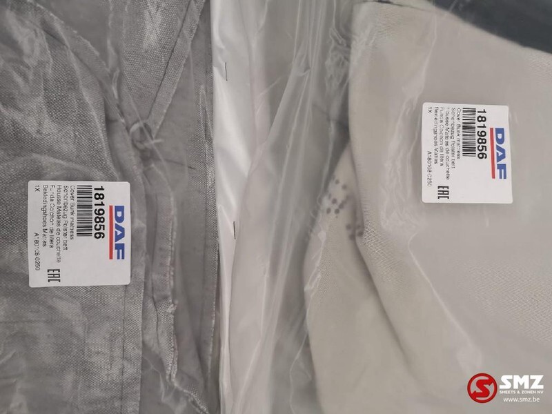 DAF Bekledingshoes matras DAF XF 105 - Кабина и интериор за Камион: снимка 2 DAF Bekledingshoes matras DAF XF 105 - Кабина и интериор за Камион: снимка 2