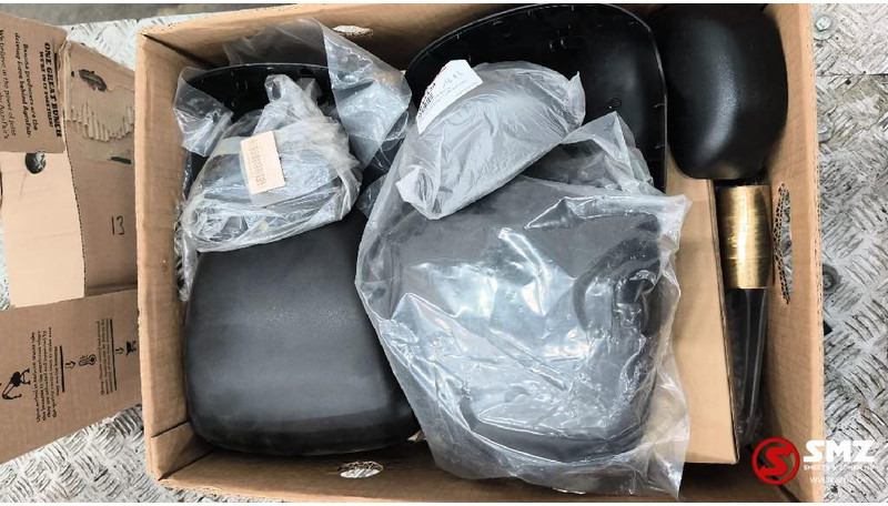 DAF Lot onderdelen DAF - Огледало за задно виждане за Камион: снимка 1 DAF Lot onderdelen DAF - Огледало за задно виждане за Камион: снимка 1