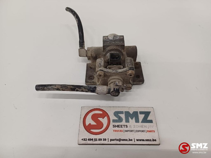 DAF Occ AdBluedoseermodule DAF - Горивна система за Камион: снимка 2 DAF Occ AdBluedoseermodule DAF - Горивна система за Камион: снимка 2