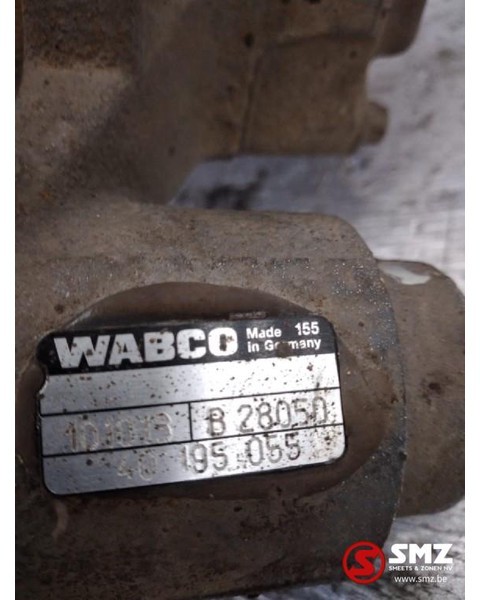 DAF Occ Remklauw rechts voor/achter DAF LF55 - Спирачен апарат за Камион: снимка 2 DAF Occ Remklauw rechts voor/achter DAF LF55 - Спирачен апарат за Камион: снимка 2