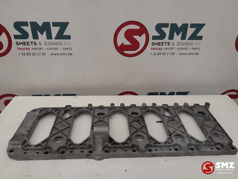 DAF Occ bevestigingsframe carter DAF - Двигател и части за Камион: снимка 2 DAF Occ bevestigingsframe carter DAF - Двигател и части за Камион: снимка 2