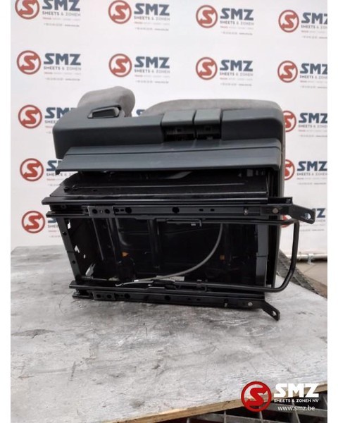 DAF Occ passagierszetel DAF LF45 - Седалка за Камион: снимка 3 DAF Occ passagierszetel DAF LF45 - Седалка за Камион: снимка 3