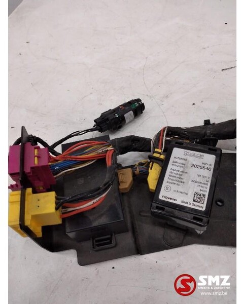 DAF Occ regeleenheid + omvormer 24V-12 V 20A Daf XF106 - Блок за управление за Камион: снимка 2 DAF Occ regeleenheid + omvormer 24V-12 V 20A Daf XF106 - Блок за управление за Камион: снимка 2