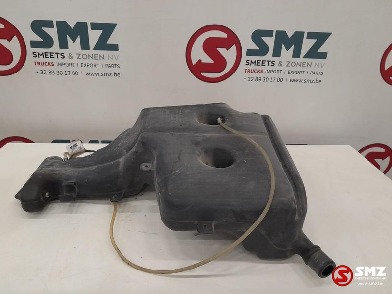 DAF Occ ruitensproeiervloeistofreservoir DAF - Стъкло и части за Камион: снимка 2 DAF Occ ruitensproeiervloeistofreservoir DAF - Стъкло и части за Камион: снимка 2
