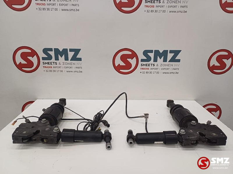 DAF Occ set cabineschokdempers DAF - Амортизатор за Камион: снимка 1 DAF Occ set cabineschokdempers DAF - Амортизатор за Камион: снимка 1
