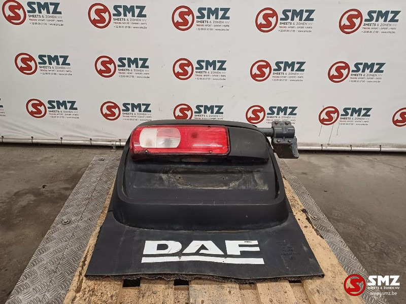 DAF Occ spatbord + spatbordsteun linksachteraan DAF - Каросерия и екстериор за Камион: снимка 1 DAF Occ spatbord + spatbordsteun linksachteraan DAF - Каросерия и екстериор за Камион: снимка 1