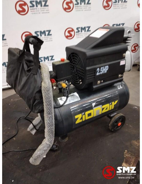 Diversen Occ mobiele compressor 120l/min - Компресор за въздух: снимка 1 Diversen Occ mobiele compressor 120l/min - Компресор за въздух: снимка 1