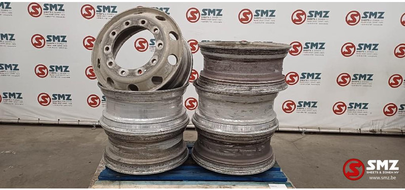Diversen Occ set van 6 22.5x9.00 Alcoa velgen - Джанта за Камион: снимка 1 Diversen Occ set van 6 22.5x9.00 Alcoa velgen - Джанта за Камион: снимка 1