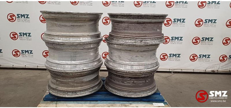 Diversen Occ set van 6 22.5x9.00 Alcoa velgen - Джанта за Камион: снимка 2 Diversen Occ set van 6 22.5x9.00 Alcoa velgen - Джанта за Камион: снимка 2