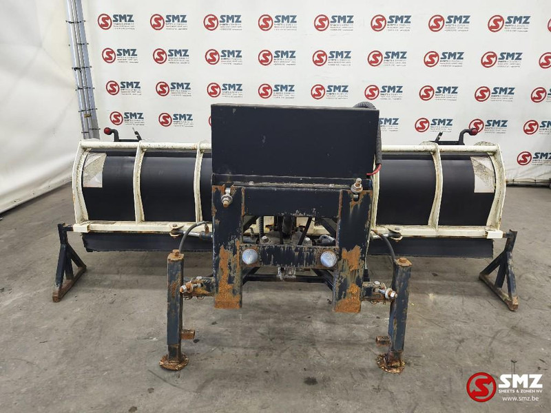 Diversen Occ sneeuwschop - Гребло за сняг: снимка 1 Diversen Occ sneeuwschop - Гребло за сняг: снимка 1