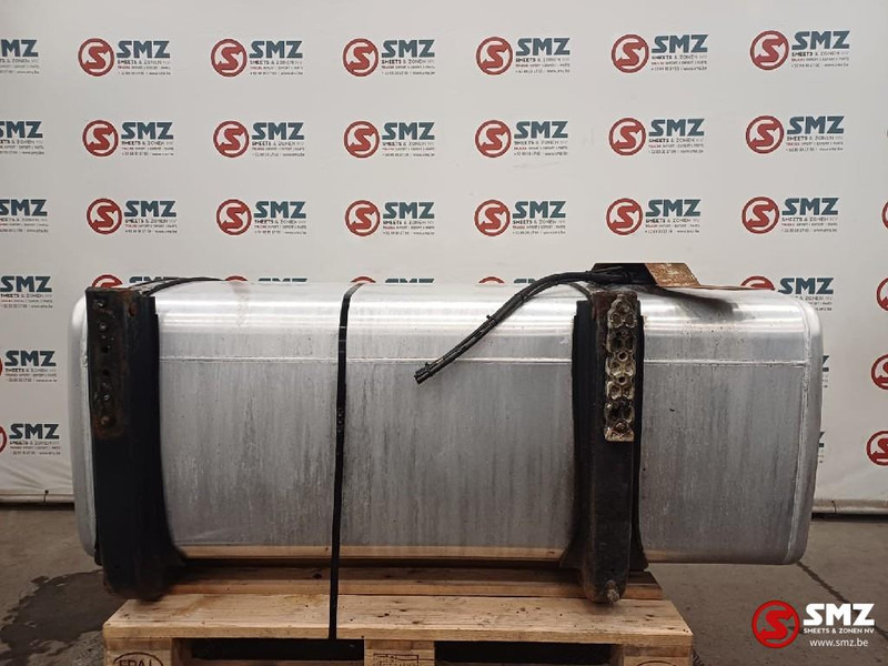 Iveco Occ brandstoftank 600L Iveco - Резервоар за гориво за Камион: снимка 2 Iveco Occ brandstoftank 600L Iveco - Резервоар за гориво за Камион: снимка 2