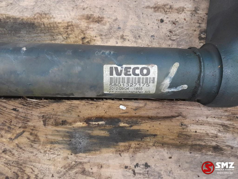 Iveco Occ cabinekantelbeugel Iveco - Окачване на кабината за Камион: снимка 3 Iveco Occ cabinekantelbeugel Iveco - Окачване на кабината за Камион: снимка 3