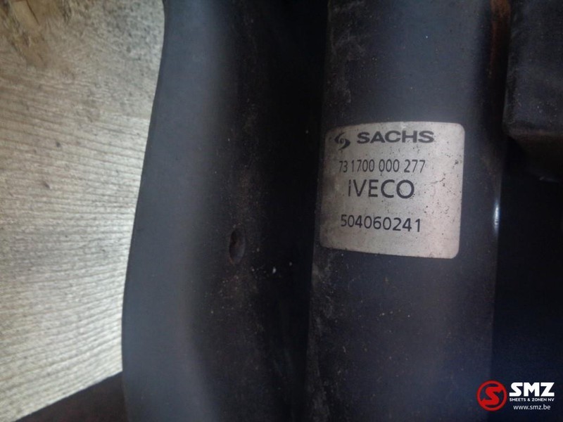 Iveco Occ cabineophanging stralis + schokdemper - Окачване на кабината за Камион: снимка 4 Iveco Occ cabineophanging stralis + schokdemper - Окачване на кабината за Камион: снимка 4