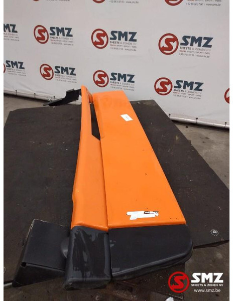 Iveco Occ cabinespoiler links Iveco - Аеродинамика/ Спойлер за Камион: снимка 2 Iveco Occ cabinespoiler links Iveco - Аеродинамика/ Спойлер за Камион: снимка 2