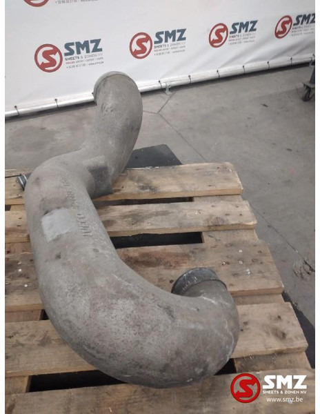 Iveco Occ inlaatspruitstuk Iveco - Двигател и части за Камион: снимка 2 Iveco Occ inlaatspruitstuk Iveco - Двигател и части за Камион: снимка 2