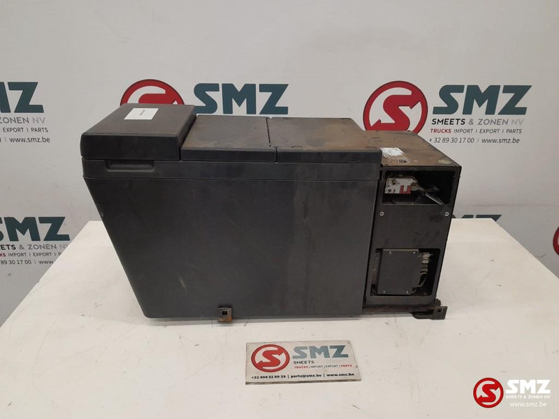 Iveco Occ koelkast Iveco - Кабина и интериор за Камион: снимка 3 Iveco Occ koelkast Iveco - Кабина и интериор за Камион: снимка 3