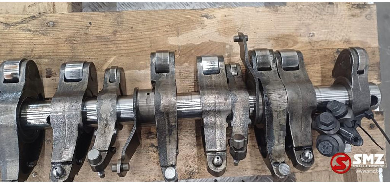 Iveco Occ tuimelaaras + tuimelaars F3AE3681 Cursor 10 Iv - Двигател и части за Камион: снимка 2 Iveco Occ tuimelaaras + tuimelaars F3AE3681 Cursor 10 Iv - Двигател и части за Камион: снимка 2