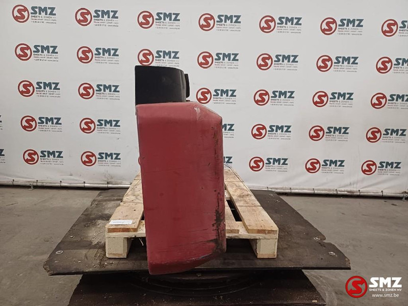 Iveco Occ voorbumper + koplampen Iveco - Броня за Камион: снимка 2 Iveco Occ voorbumper + koplampen Iveco - Броня за Камион: снимка 2