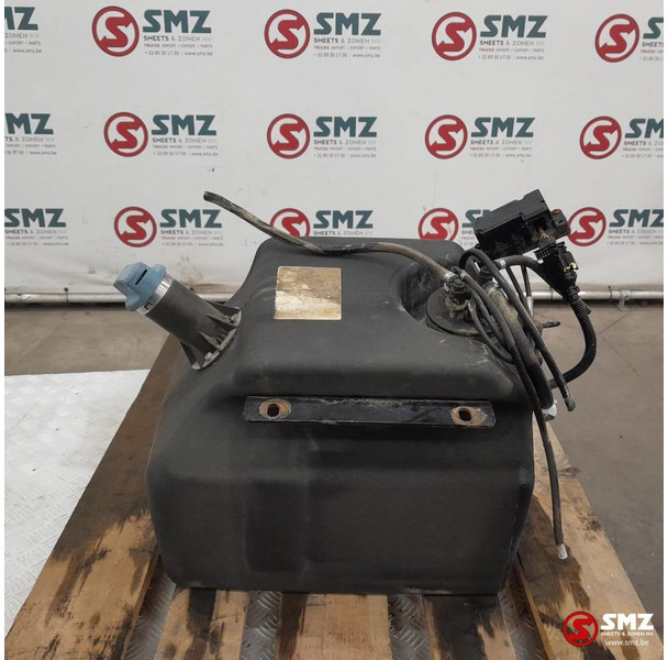 MAN Occ AdBluetank 35L + AdBlueniveausensor MAN - Горивна система за Камион: снимка 1 MAN Occ AdBluetank 35L + AdBlueniveausensor MAN - Горивна система за Камион: снимка 1