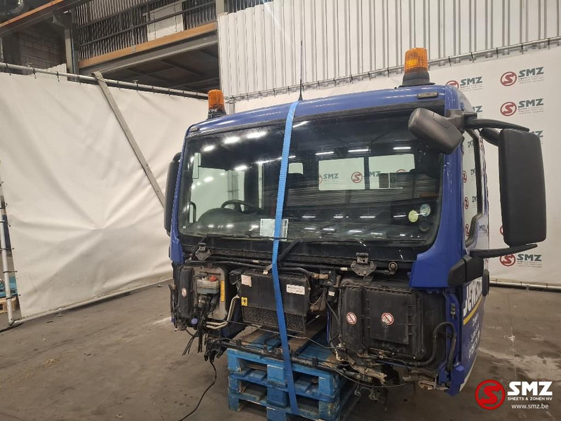 MAN Occ Cabine compleet MAN TGS RHD - Кабина и интериор за Камион: снимка 4 MAN Occ Cabine compleet MAN TGS RHD - Кабина и интериор за Камион: снимка 4