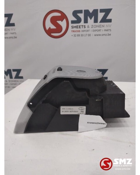 MAN Occ binnenverlichting rechts MAN TGX - Кабина и интериор за Камион: снимка 2 MAN Occ binnenverlichting rechts MAN TGX - Кабина и интериор за Камион: снимка 2