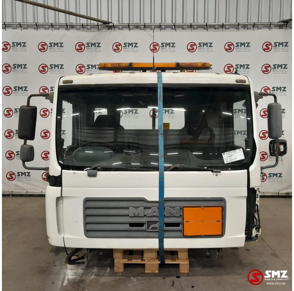 MAN Occ cabine RHD MAN TGA - Кабина и интериор за Камион: снимка 1 MAN Occ cabine RHD MAN TGA - Кабина и интериор за Камион: снимка 1