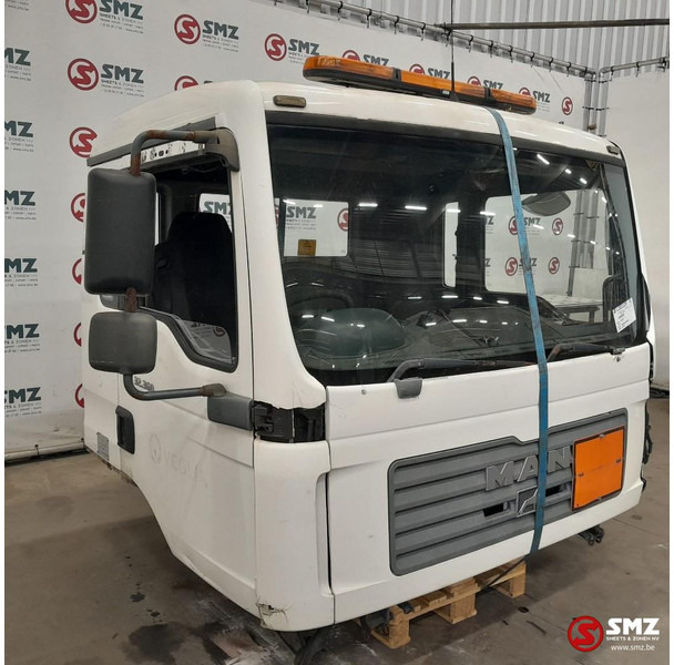 MAN Occ cabine RHD MAN TGA - Кабина и интериор за Камион: снимка 2 MAN Occ cabine RHD MAN TGA - Кабина и интериор за Камион: снимка 2