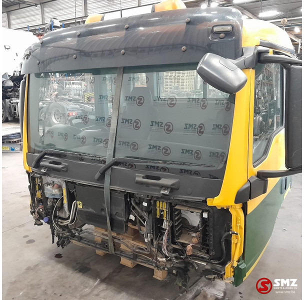 MAN Occ cabine RHD MAN TGS - Кабина и интериор за Камион: снимка 2 MAN Occ cabine RHD MAN TGS - Кабина и интериор за Камион: снимка 2