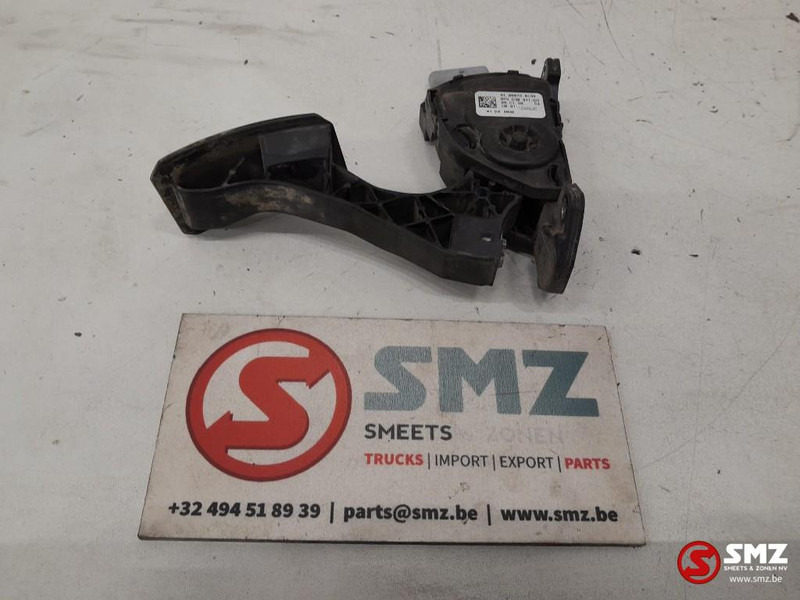 MAN Occ gaspedaal MAN - Кабина и интериор за Камион: снимка 1 MAN Occ gaspedaal MAN - Кабина и интериор за Камион: снимка 1