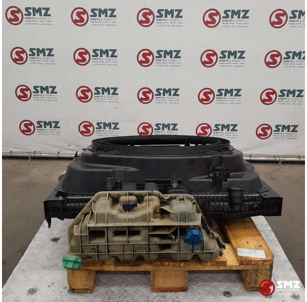 MAN Occ radiator MAN - Радиатор за Камион: снимка 2 MAN Occ radiator MAN - Радиатор за Камион: снимка 2