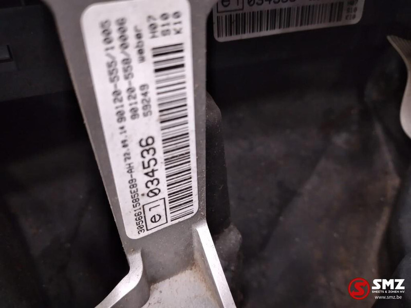 MAN Occ stuurwiel MAN TGX 81464306048 - Кабина и интериор за Камион: снимка 3 MAN Occ stuurwiel MAN TGX 81464306048 - Кабина и интериор за Камион: снимка 3