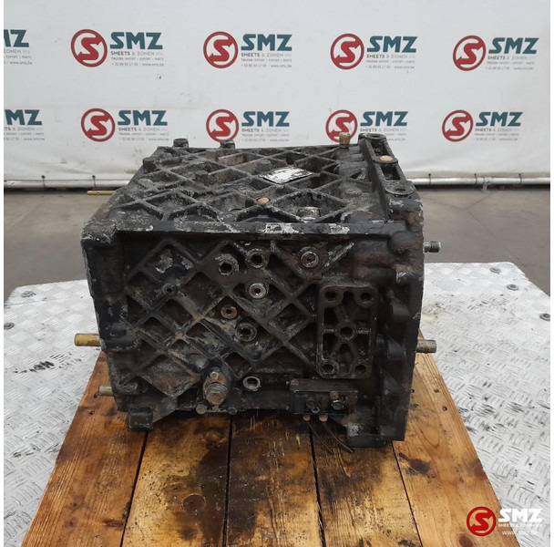 MAN Occ versnellingsbakhuis 16S151 MAN - Скоростна кутия за Камион: снимка 4 MAN Occ versnellingsbakhuis 16S151 MAN - Скоростна кутия за Камион: снимка 4