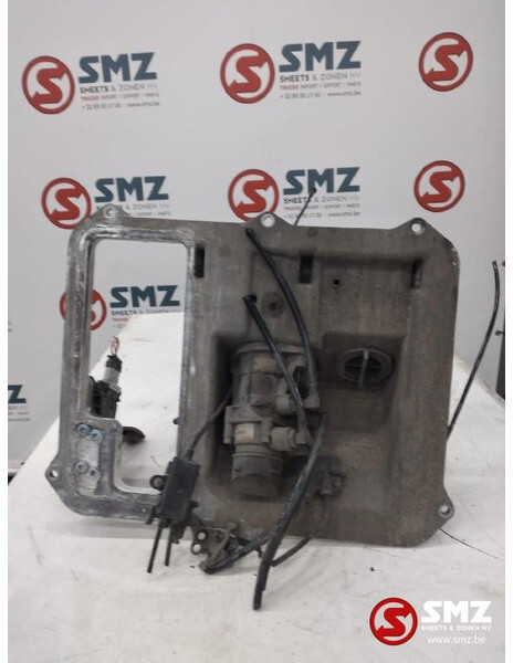 MAN Occ voetremventiel + gaspedaal MAN TGS 81521306298 - Кабина и интериор за Камион: снимка 4 MAN Occ voetremventiel + gaspedaal MAN TGS 81521306298 - Кабина и интериор за Камион: снимка 4