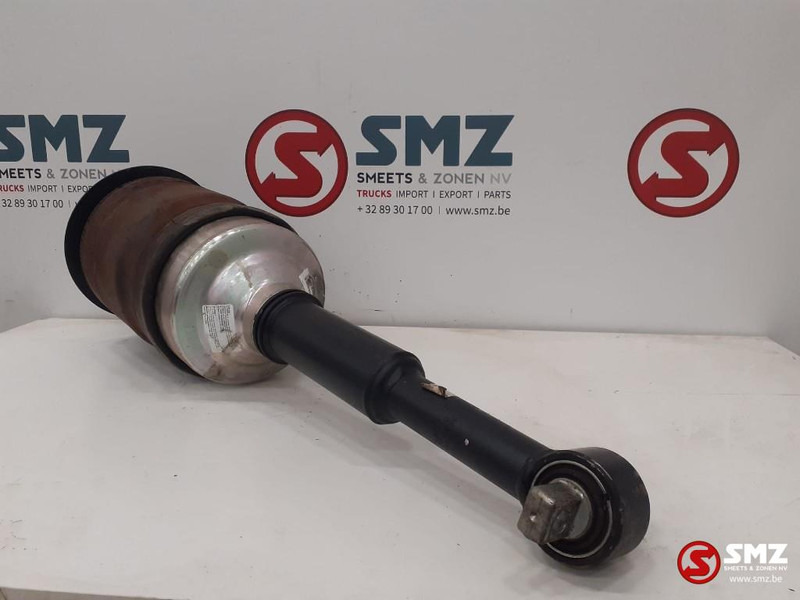 MAN Occ voorste schokdemper met luchtkussen MAN - Амортизатор за Камион: снимка 2 MAN Occ voorste schokdemper met luchtkussen MAN - Амортизатор за Камион: снимка 2