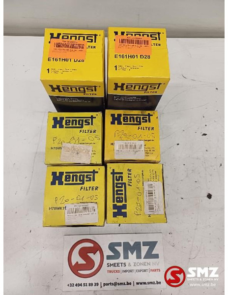 Mercedes-Benz Lot van 2 oliefilters en 4 brandstoffilters Merced - Горивен филтър за Камион: снимка 2 Mercedes-Benz Lot van 2 oliefilters en 4 brandstoffilters Merced - Горивен филтър за Камион: снимка 2