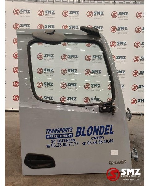 Mercedes-Benz Occ Deur rechts Actros MP4 - Врата и части за Камион: снимка 1 Mercedes-Benz Occ Deur rechts Actros MP4 - Врата и части за Камион: снимка 1