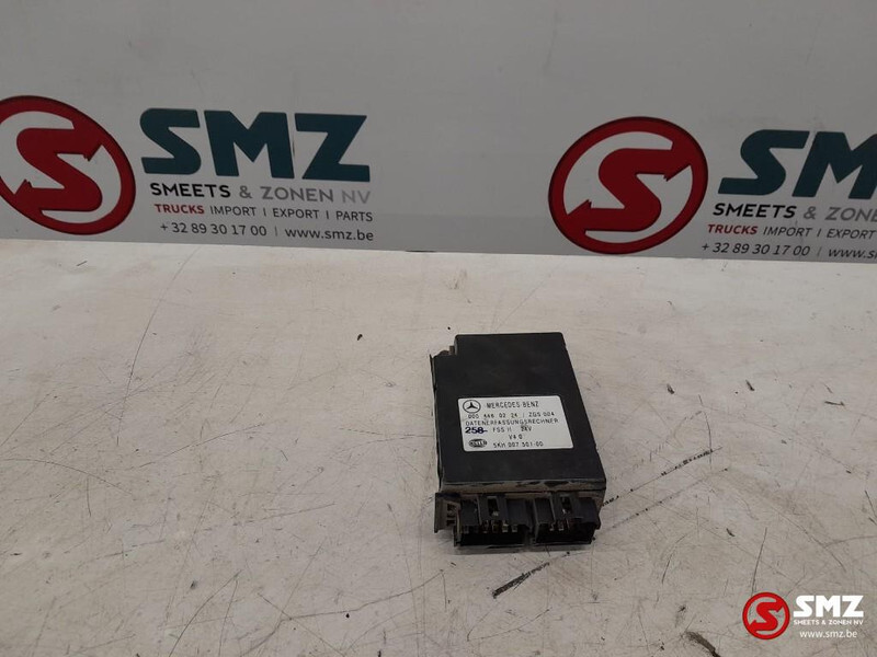 Mercedes-Benz Occ ECU ZGS-regeleenheid Mercedes - Блок за управление за Камион: снимка 1 Mercedes-Benz Occ ECU ZGS-regeleenheid Mercedes - Блок за управление за Камион: снимка 1