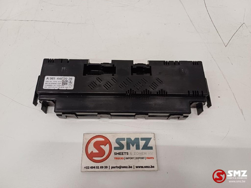 Mercedes-Benz Occ ECU besturingseenheid Mercedes - Блок за управление за Камион: снимка 1 Mercedes-Benz Occ ECU besturingseenheid Mercedes - Блок за управление за Камион: снимка 1
