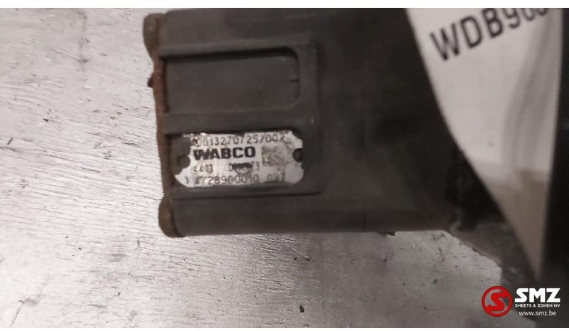 Mercedes-Benz Occ Ecas magneetventiel Actros MP4 - Въздушно окачване за Камион: снимка 3 Mercedes-Benz Occ Ecas magneetventiel Actros MP4 - Въздушно окачване за Камион: снимка 3