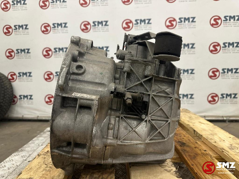 Mercedes-Benz Occ Versnellingsbak Mercedes - Скоростна кутия за Лек автомобил: снимка 4 Mercedes-Benz Occ Versnellingsbak Mercedes - Скоростна кутия за Лек автомобил: снимка 4