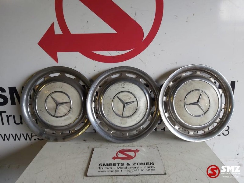 Mercedes-Benz Occ Wieldeksel creme wit W123 14inch - Джанта за Лек автомобил: снимка 1 Mercedes-Benz Occ Wieldeksel creme wit W123 14inch - Джанта за Лек автомобил: снимка 1
