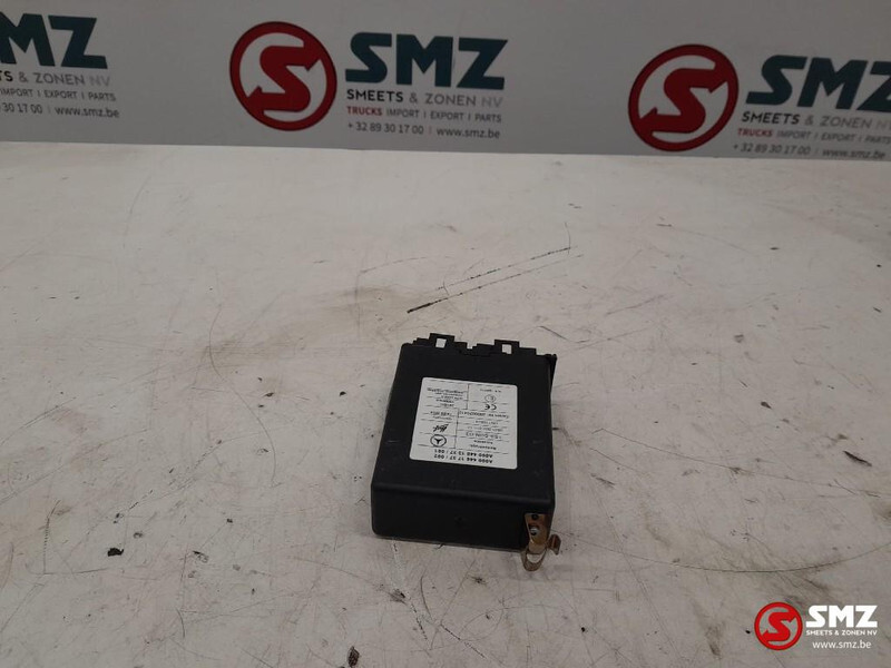 Mercedes-Benz Occ besturingseenheid Mercedes Actros MP4 A0004461 - Блок за управление за Камион: снимка 2 Mercedes-Benz Occ besturingseenheid Mercedes Actros MP4 A0004461 - Блок за управление за Камион: снимка 2