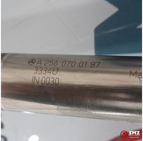 Mercedes-Benz Occ brandstofinjectiespruitsuk + 4 verstuivers AMG - Горивна система за Лек автомобил: снимка 5 Mercedes-Benz Occ brandstofinjectiespruitsuk + 4 verstuivers AMG - Горивна система за Лек автомобил: снимка 5