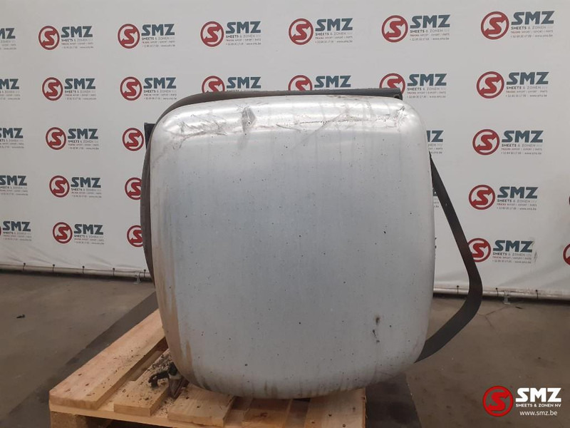 Mercedes-Benz Occ brandstoftank 570L Mercedes - Резервоар за гориво за Камион: снимка 3 Mercedes-Benz Occ brandstoftank 570L Mercedes - Резервоар за гориво за Камион: снимка 3