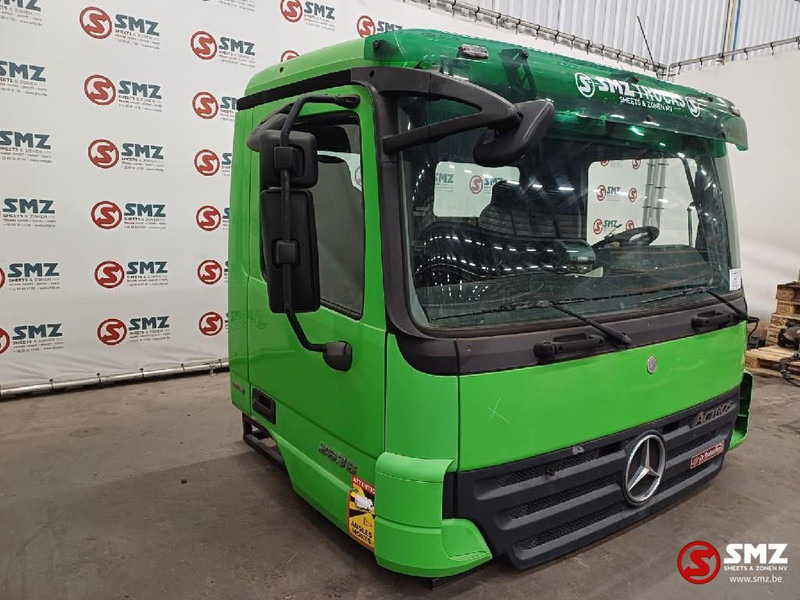 Mercedes-Benz Occ cabine compleet Mercedes - Кабина и интериор за Камион: снимка 3 Mercedes-Benz Occ cabine compleet Mercedes - Кабина и интериор за Камион: снимка 3