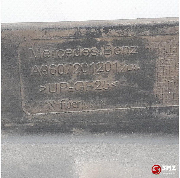 Mercedes-Benz Occ deurverlenging rechts Mercedes - Врата и части за Камион: снимка 3 Mercedes-Benz Occ deurverlenging rechts Mercedes - Врата и части за Камион: снимка 3