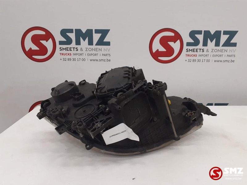 Mercedes-Benz Occ koplamp links Mercedes Actros MP4 - Преден фар за Камион: снимка 3 Mercedes-Benz Occ koplamp links Mercedes Actros MP4 - Преден фар за Камион: снимка 3