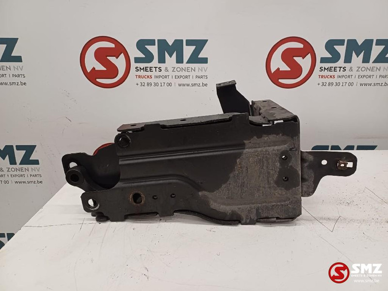 Mercedes-Benz Occ opstapsteun links Mercedes - Кабина и интериор за Камион: снимка 2 Mercedes-Benz Occ opstapsteun links Mercedes - Кабина и интериор за Камион: снимка 2