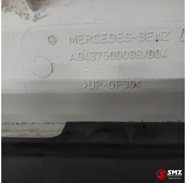 Mercedes-Benz Occ radiatorgrille Mercedes - Радиаторна решетка за Камион: снимка 3 Mercedes-Benz Occ radiatorgrille Mercedes - Радиаторна решетка за Камион: снимка 3