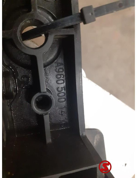 Mercedes-Benz Occ radiatorgrille Mercedes - Радиаторна решетка за Камион: снимка 2 Mercedes-Benz Occ radiatorgrille Mercedes - Радиаторна решетка за Камион: снимка 2